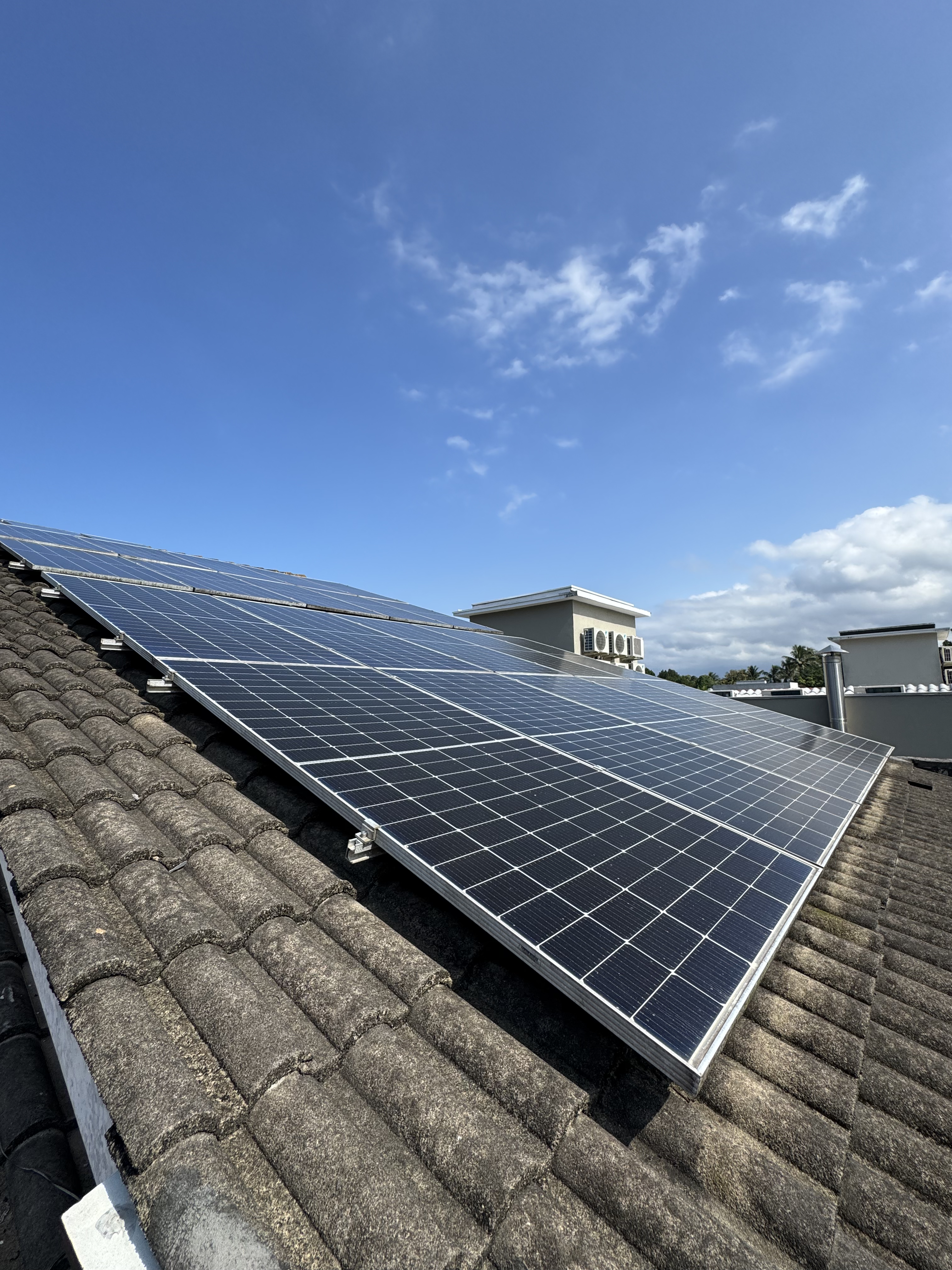 Sistema para geração de energia solar